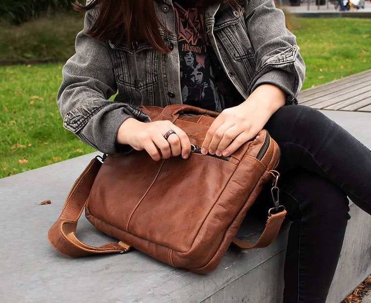 Özel Deri , Özel Tasarım